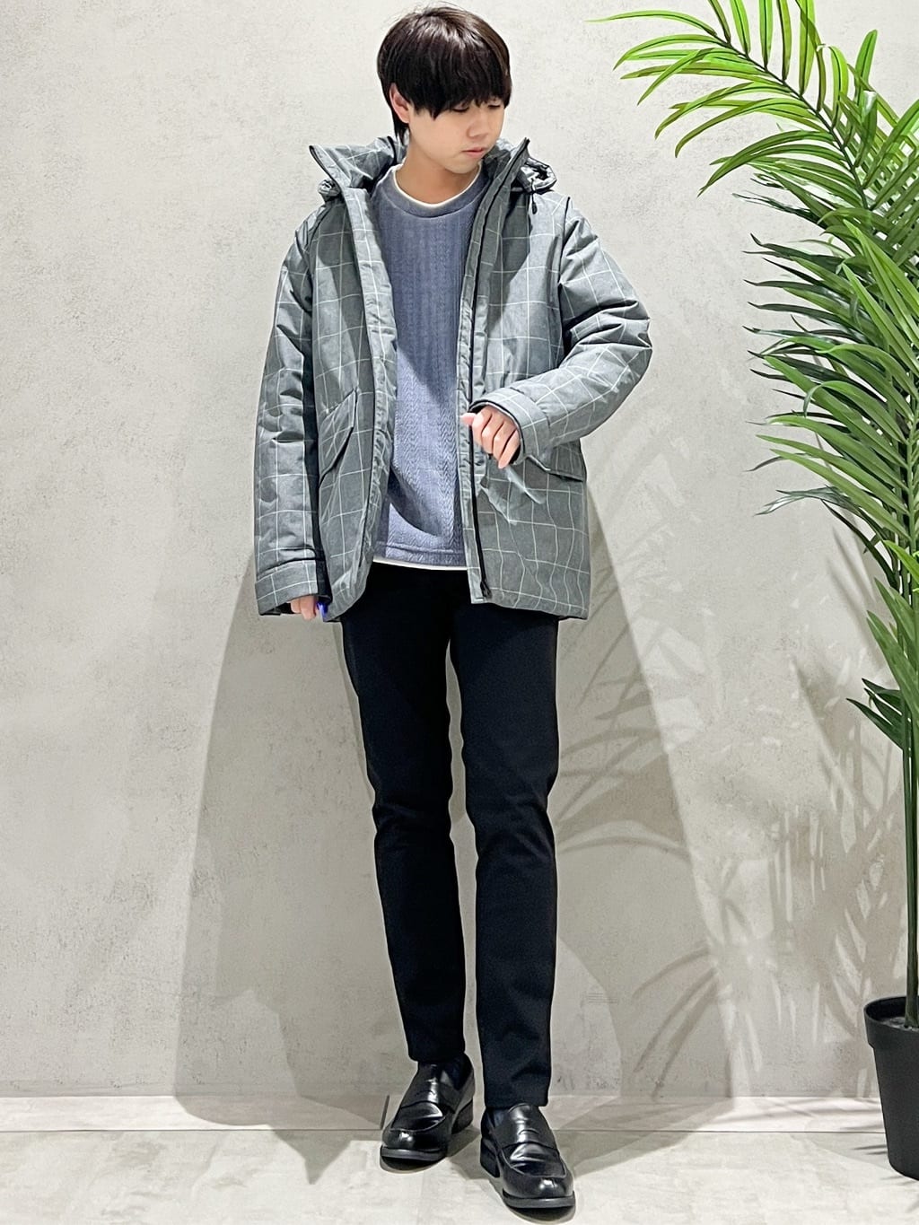 SHI-MAさんの「THE SHOP TK｜【軽くて、暖かい】SORONA／ソロナ 中綿ブルゾン 防風/軽量/洗濯機OK/フード脱着可」を使ったコーディネート