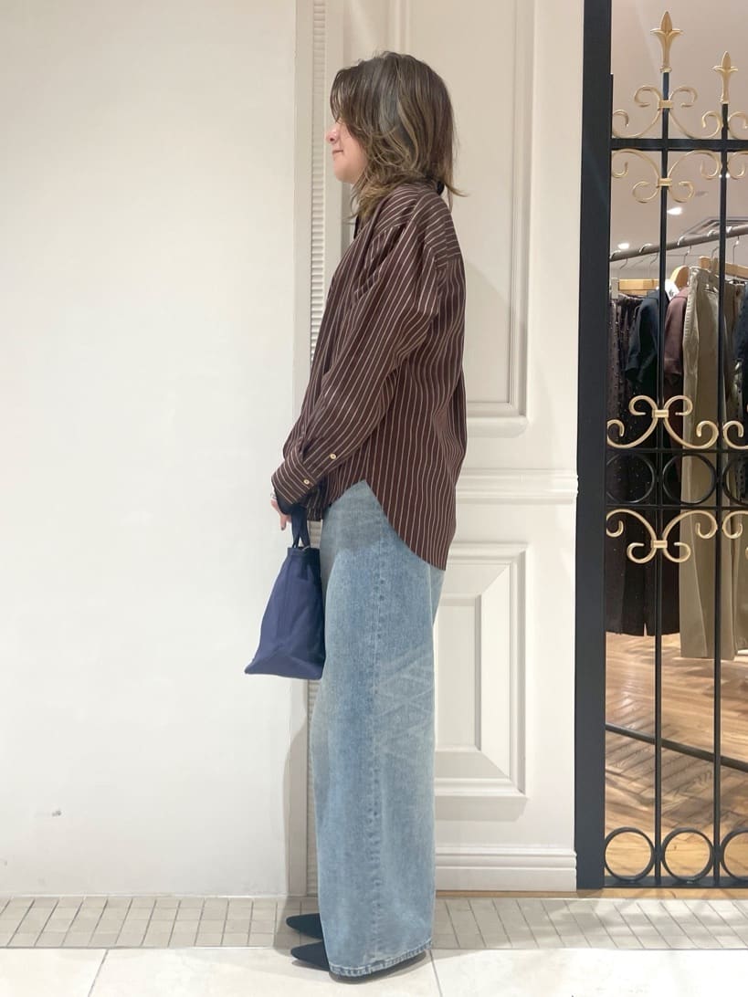 makiさんの「DRESSTERIOR｜ヴィンテージ加工ワイドデニムパンツ」を使ったコーディネート
