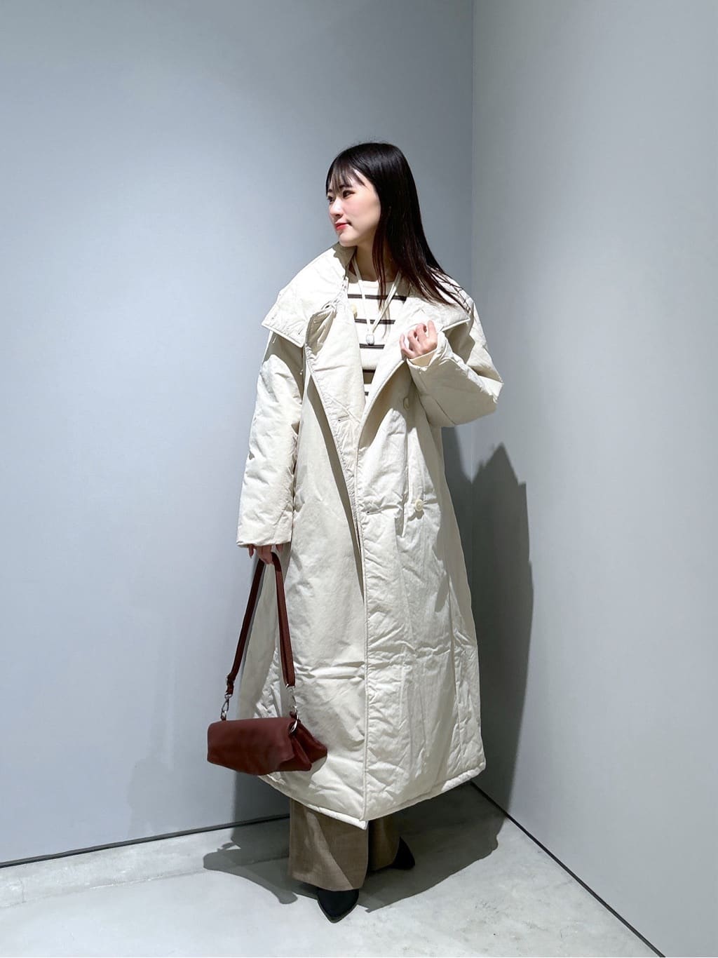 Renoさんの「INDIVI｜センタータックメランジワイドパンツ」を使ったコーディネート