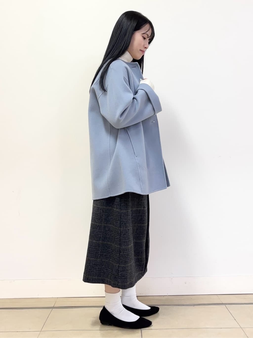 あやかさんの「UNTITLED｜【ミディ丈/軽やか】セミラグランリバー コート」を使ったコーディネート