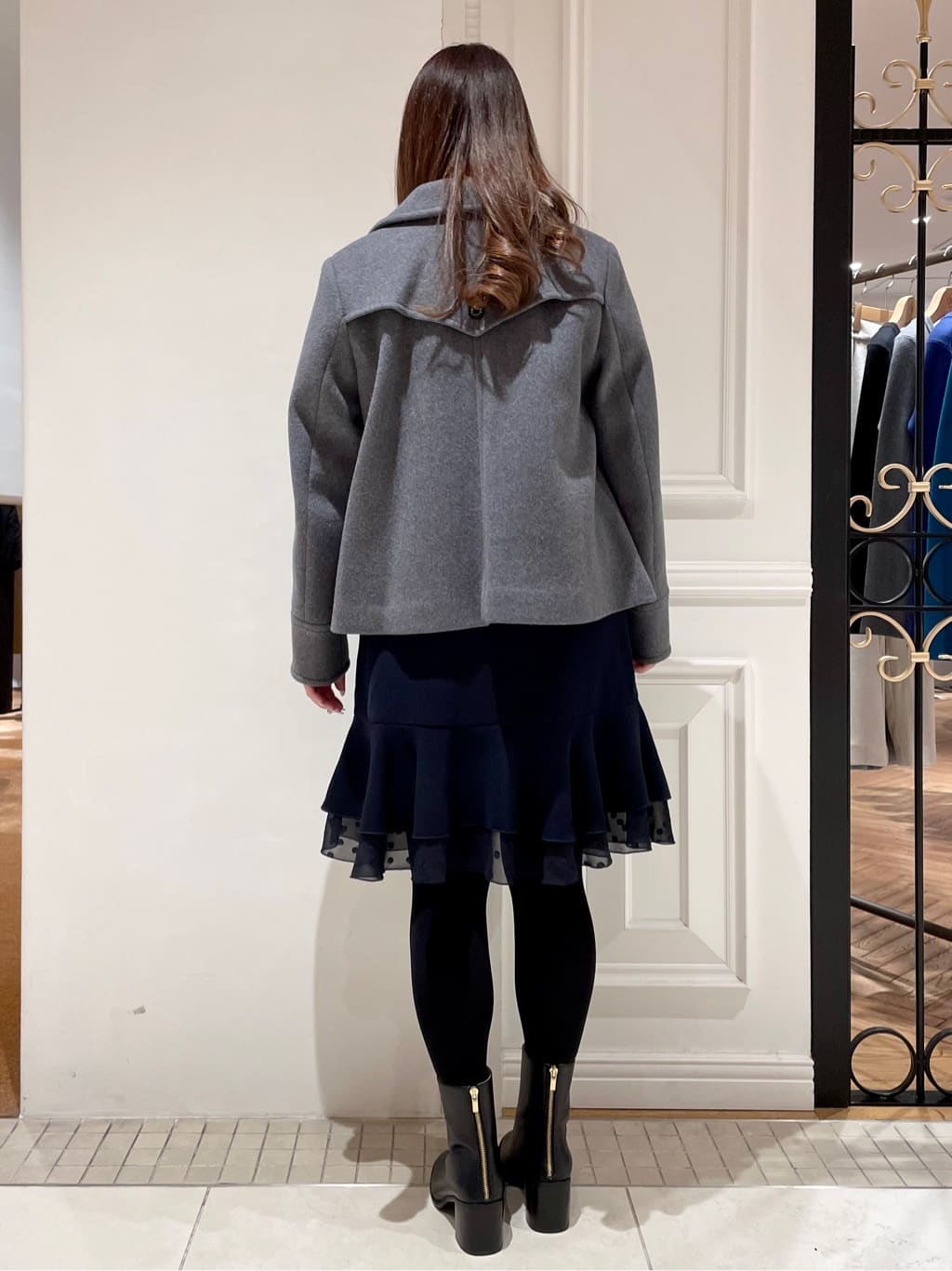 minowaさんの「DRESSTERIOR｜◆【ウォッシャブル】ダブルクロスボリュームスリーブミニワンピース」を使ったコーディネート