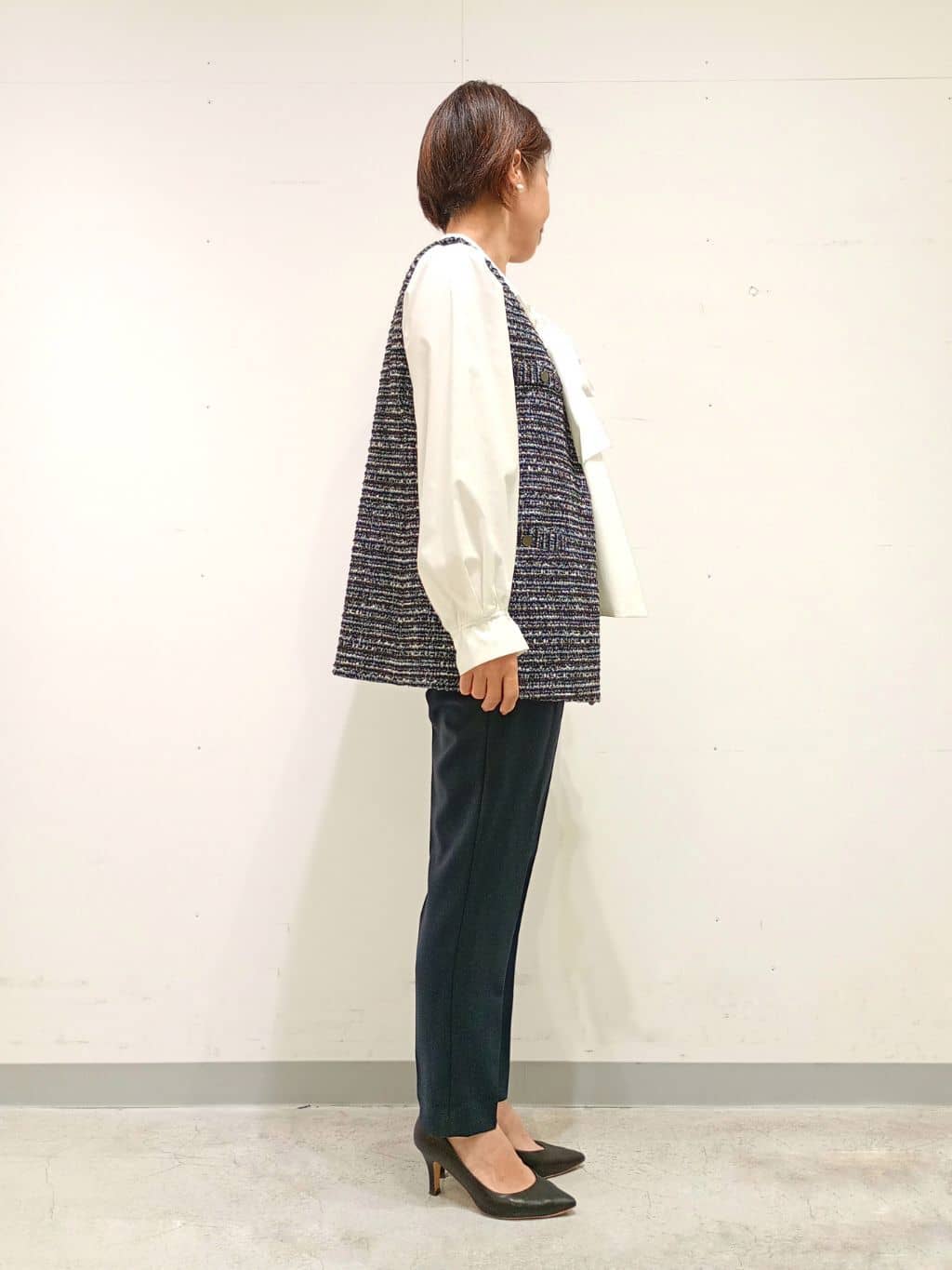 Kさんの「INDIVI｜【定番スーツ／UVケア／洗える】ウール調タックテーパードパンツ」を使ったコーディネート