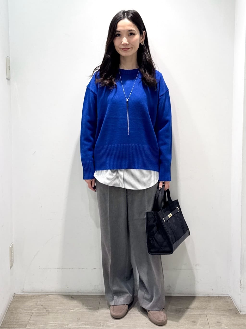 yuicciさんの「OPAQUE.CLIP｜シャツドッキングカットソー【洗濯機OK】」を使ったコーディネート