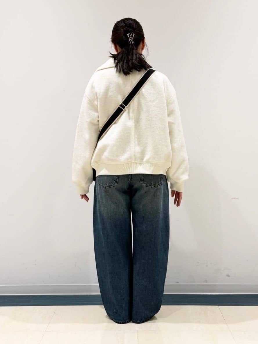 あんづさんの「SHOO･LA･RUE｜【S-LL】軽くてふんわりあたたかい スライバージャケット」を使ったコーディネート