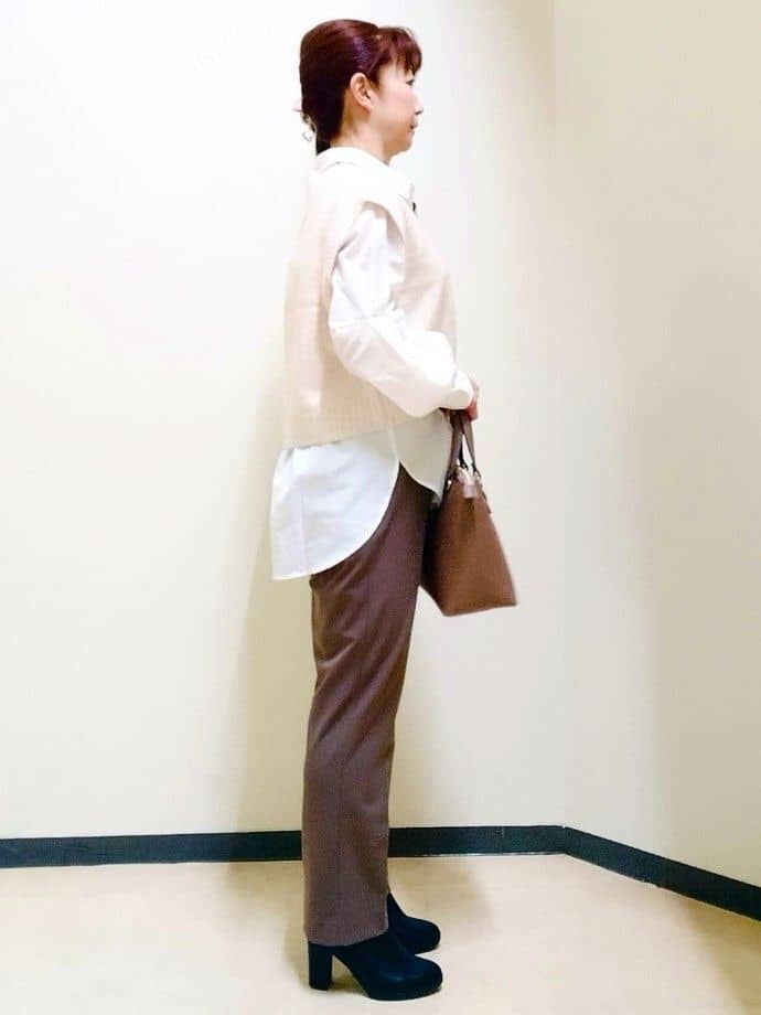 花さんの「Reflect｜【単品使い◎】ニットベスト＋シャツセット」を使ったコーディネート