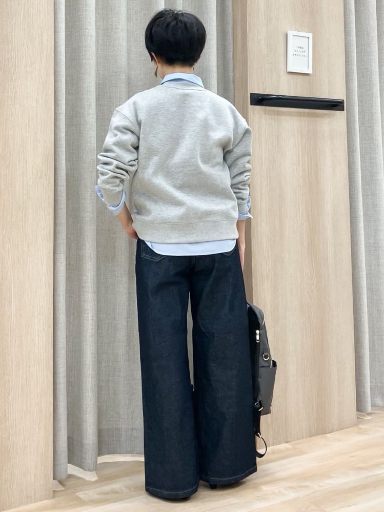 Keiさんの「grove｜プレッピーロゴ裏起毛スウェット」を使ったコーディネート