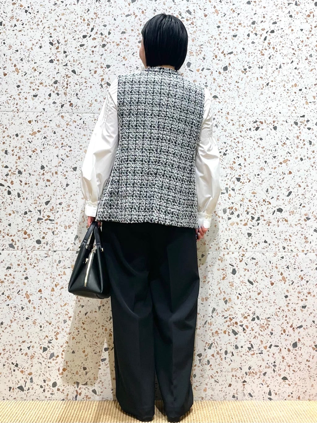 シゲリさんの「OPAQUE.CLIP｜《通勤対応》ツイードジレ【洗える】」を使ったコーディネート