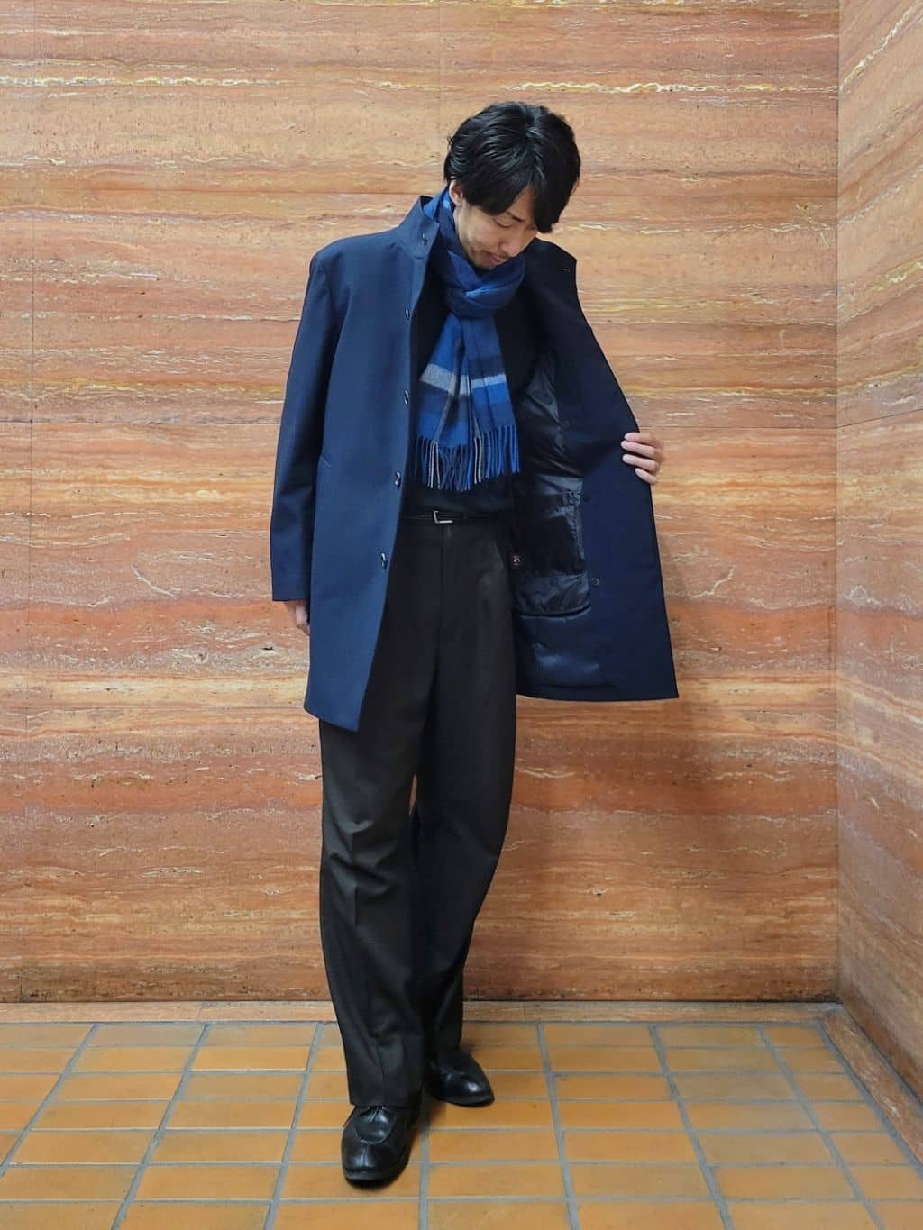 piroyaさんの「TAKEO KIKUCHI｜【ダウンライナー付き】ドビースタンドカラーコート」を使ったコーディネート