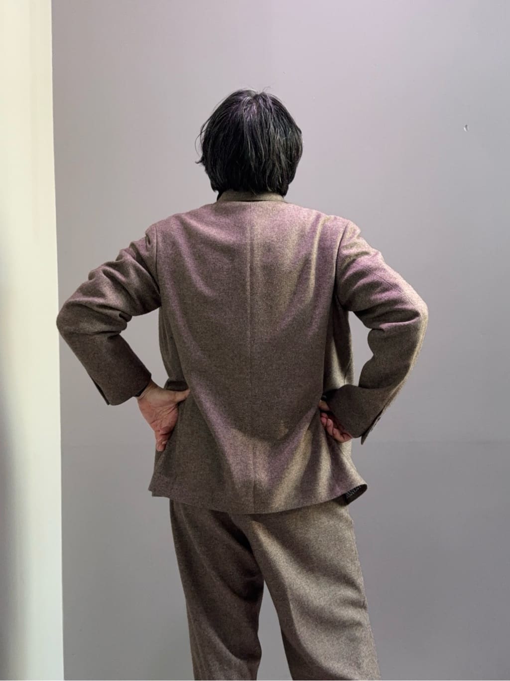 デザイナーTAKEman さんの「TAKEO KIKUCHI｜【Sサイズ～】ナチュラルツイルスラックス」を使ったコーディネート