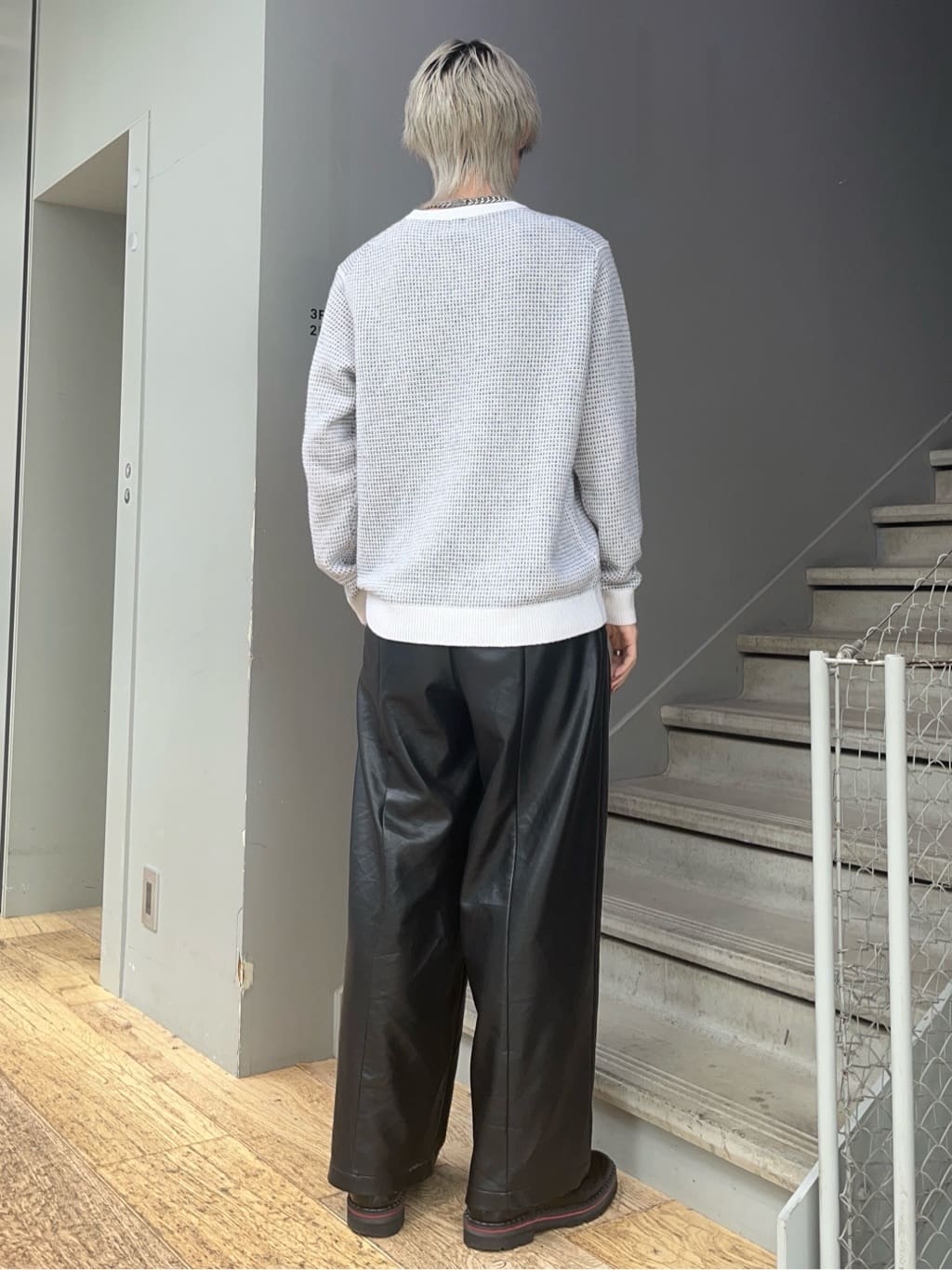 こうへいさんの「TAKEO KIKUCHI｜メランジ ニットプルオーバー」を使ったコーディネート