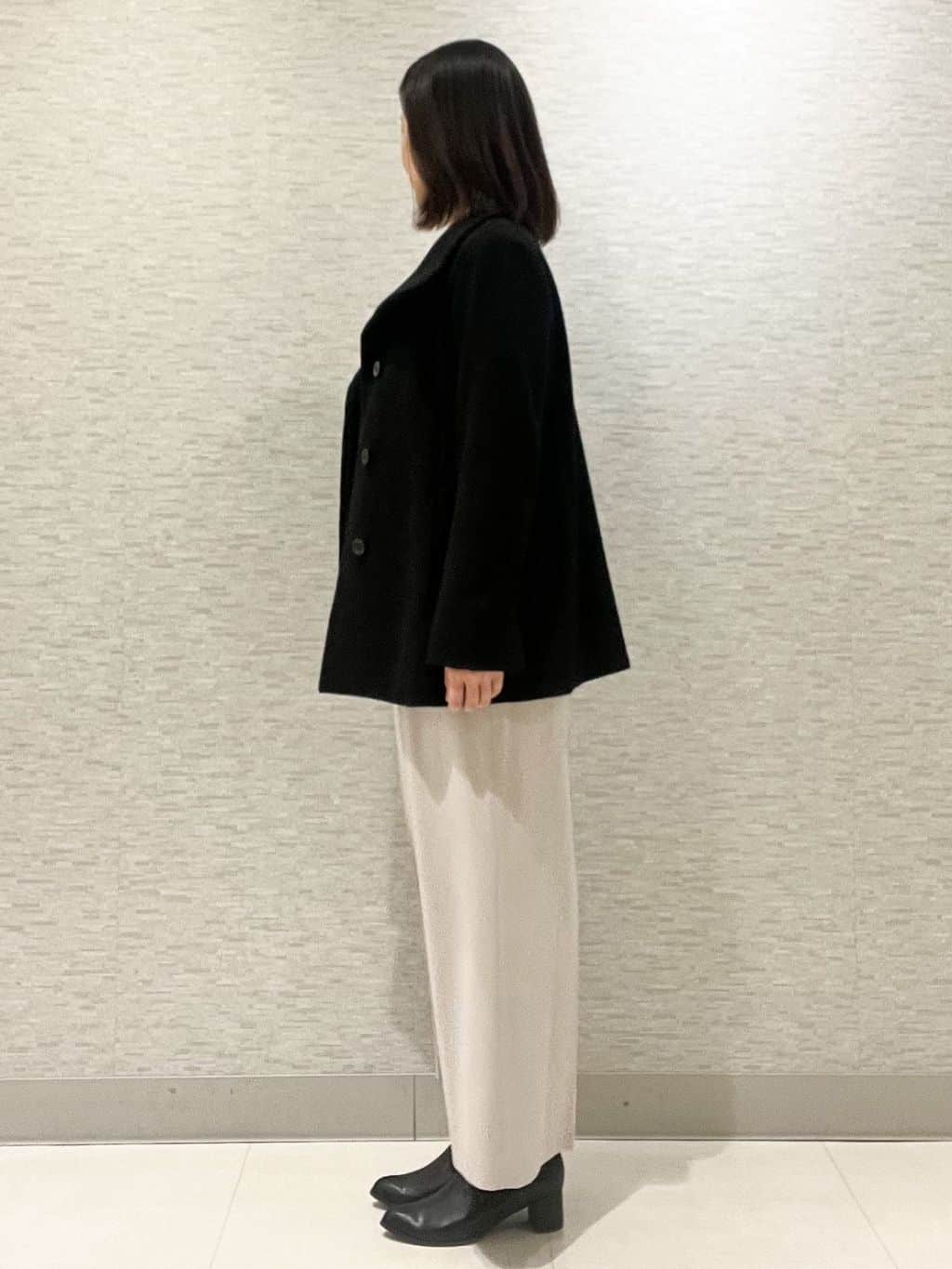 marikoさんの「Reflect｜【SS-4Lサイズ／衿が顔に当たらない◎】スタンドネックミドルコート」を使ったコーディネート