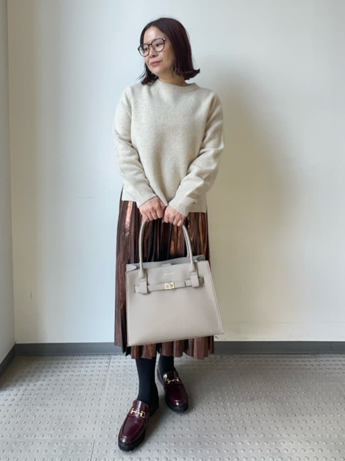 Asamiさんの「DRESSTERIOR｜【洗える/ストレッチ性/オンオフ】箔プリントプリーツスカート」を使ったコーディネート