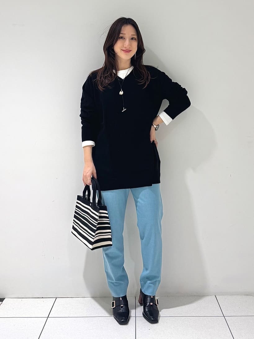 そんさんの「INDIVI｜【軽量／ウール混】ライトフォルム ロングコート」を使ったコーディネート