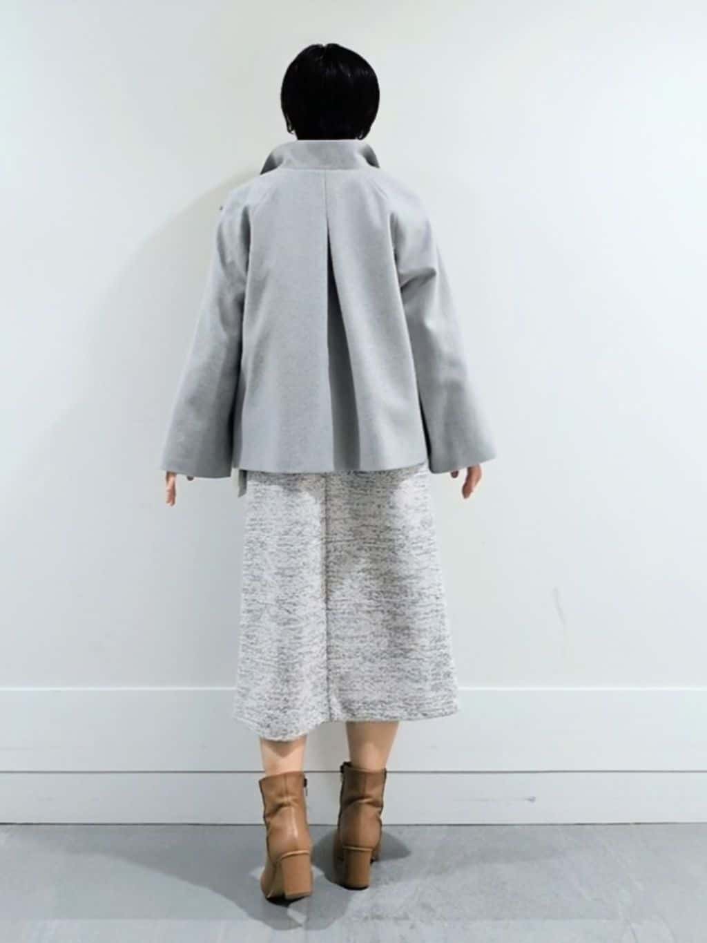 ミズタさんの「UNTITLED｜【着回しが効く／オンオフアウター】ウールショートコート」を使ったコーディネート