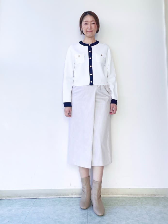 aliceさんの「UNTITLED｜【定番人気/はっ水/洗える】タスランショートトレンチコート」を使ったコーディネート