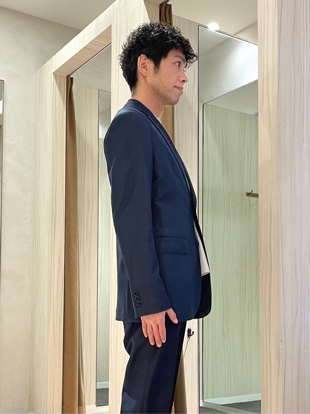 URAさんの「TAKEO KIKUCHI｜【ダウンライナー付き】ドビースタンドカラーコート」を使ったコーディネート