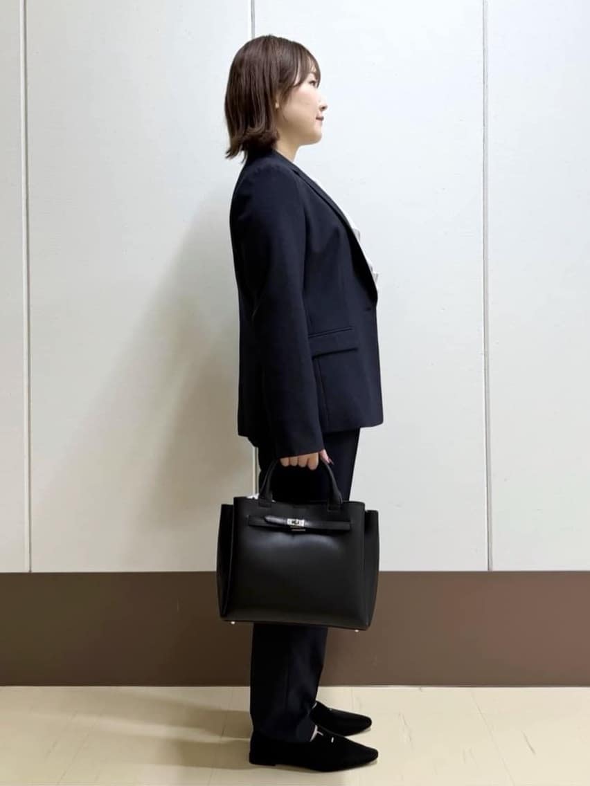 Rikoさんの「INDIVI｜【洗える】ラッフルサテンブラウス」を使ったコーディネート