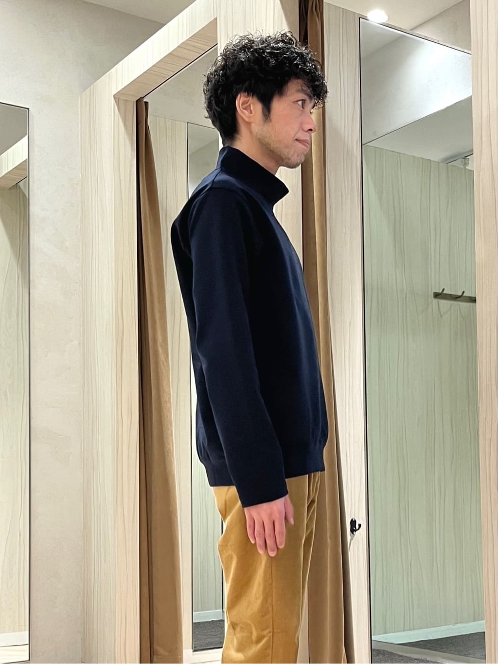URAさんの「TAKEO KIKUCHI｜【Sサイズ～】ウォーム ミラノリブ オフネック プルオーバー」を使ったコーディネート