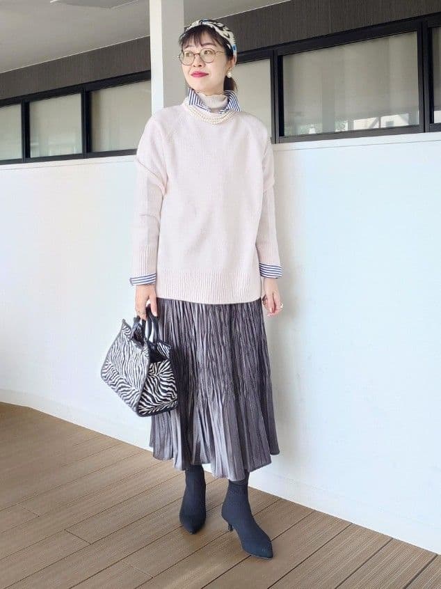 MUTSUKOさんの「UNTITLED｜【重ね着レイヤード/スーツブラウス】ファインブロードベーシックシャツ」を使ったコーディネート