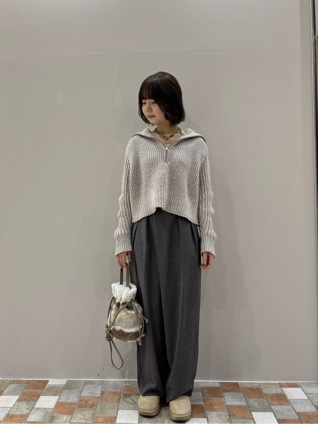 みゆさんの「INDIVI｜センタータックメランジワイドパンツ」を使ったコーディネート