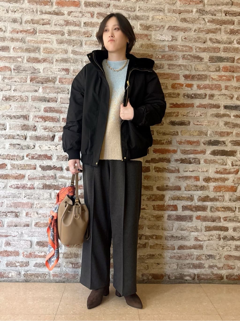 しばさんの「THE SHOP TK｜【2WAY/洗える】リバーシブル フェイクファーブルゾン」を使ったコーディネート