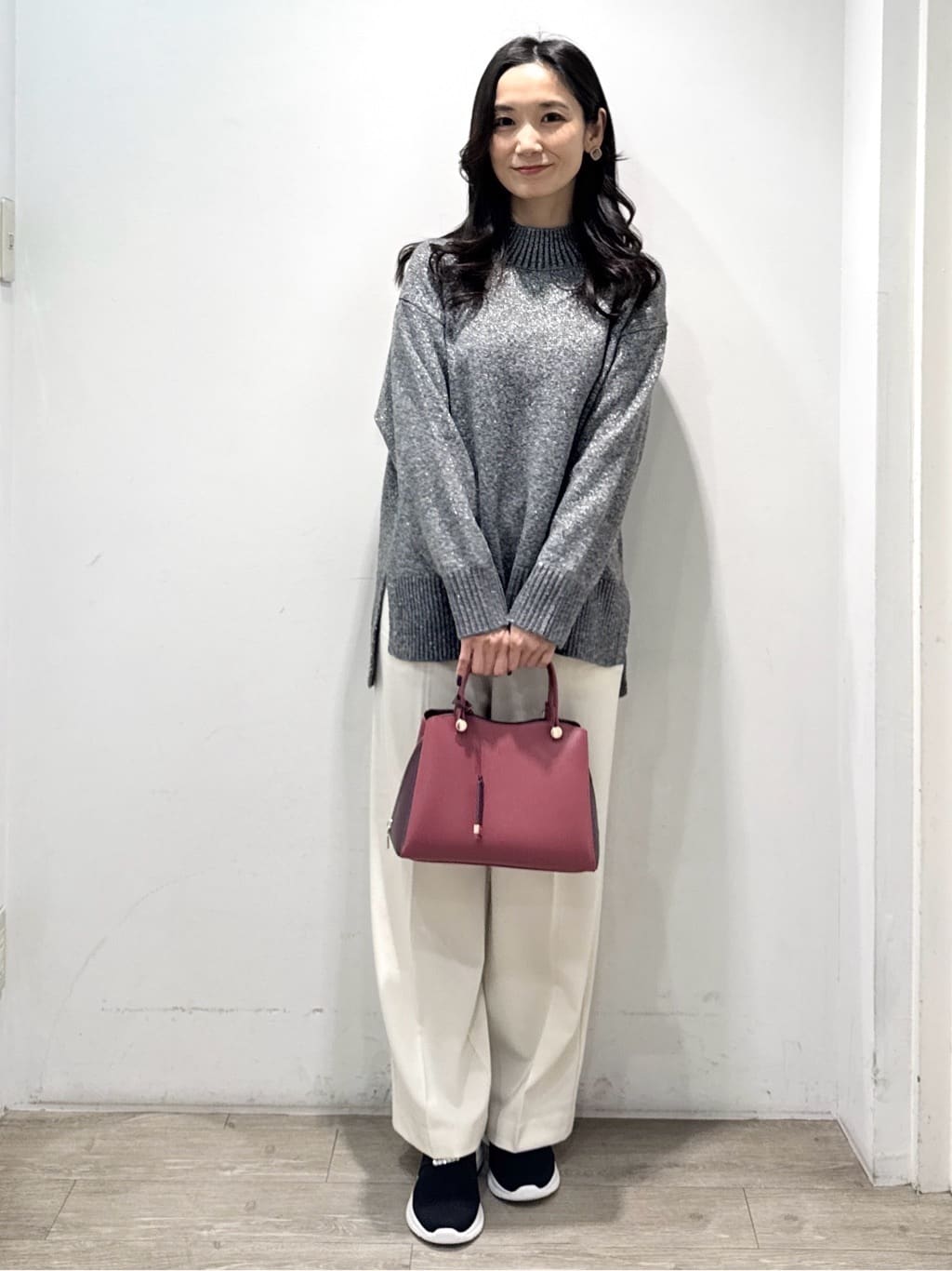 yuicciさんの「OPAQUE.CLIP｜ウォームタッチ イージーワイドパンツ【洗濯機洗OK／ストレッチ】≪SS～LL≫」を使ったコーディネート