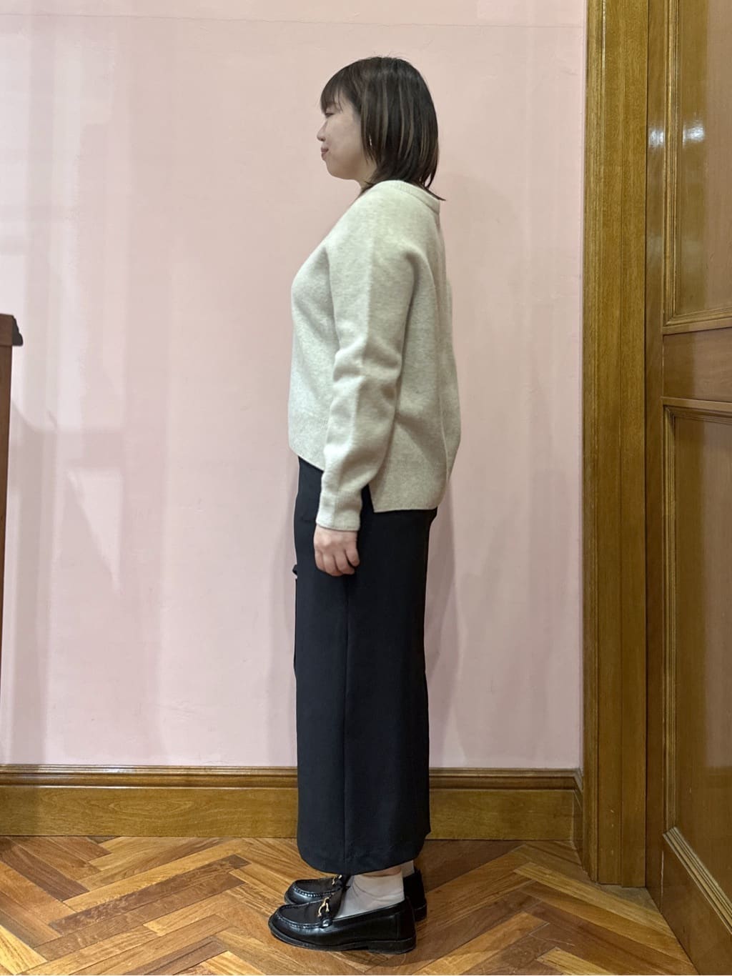komatsuさんの「DRESSTERIOR｜◆【洗える/ポケット付き】ストレッチナロースカート」を使ったコーディネート
