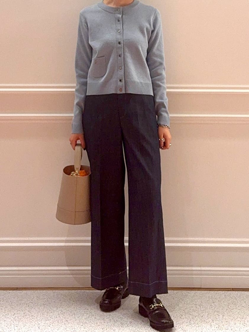 renaさんの「DRESSTERIOR｜◆ウォッシャブルコットンカシミヤカーディガン」を使ったコーディネート