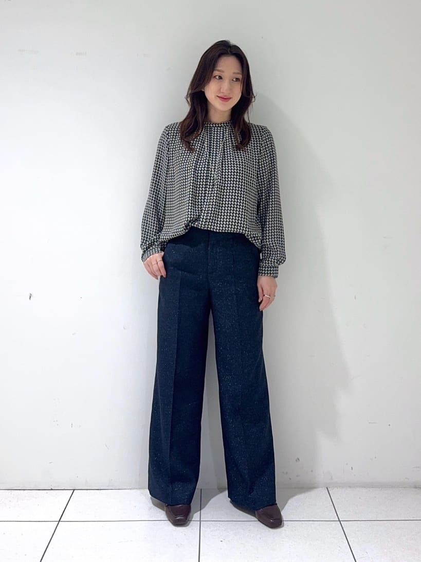 そんさんの「INDIVI｜【通勤／オフィス】タックジョーゼットブラウス」を使ったコーディネート