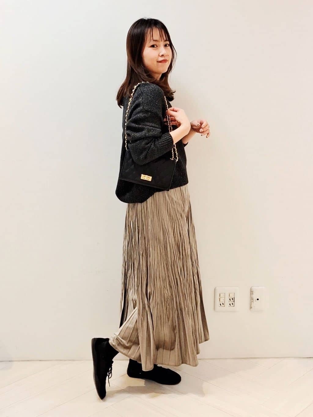 YuKaRiさんの「UNTITLED｜【セットアップ可/ゆったり】ウール混ラメニット」を使ったコーディネート