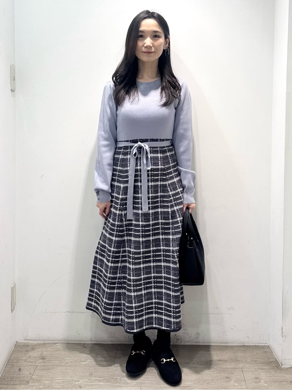 yuicciさんの「OPAQUE.CLIP｜【軽量／2WAY／通勤対応】フロントベルトデザインミドルトートバッグ」を使ったコーディネート