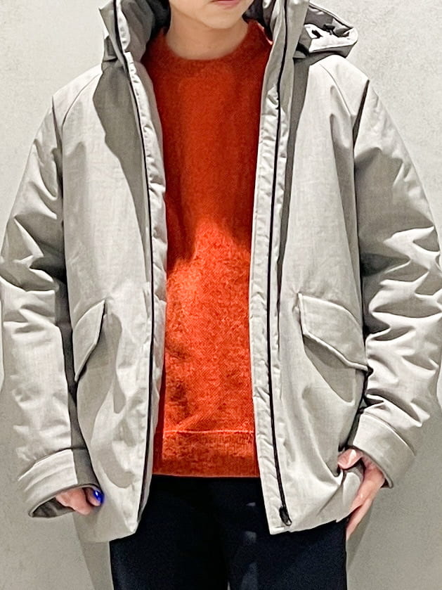 SHI-MAさんの「THE SHOP TK｜【軽くて、暖かい】SORONA／ソロナ 中綿ブルゾン 防風/軽量/洗濯機OK/フード脱着可」を使ったコーディネート