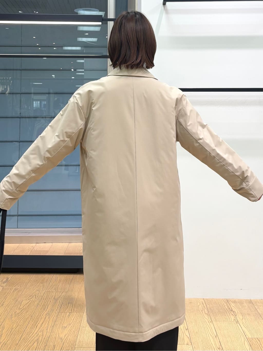asamiさんの「INDIVI｜【褒められパンツ／ウール混】ウォームウール ワイドパンツ」を使ったコーディネート