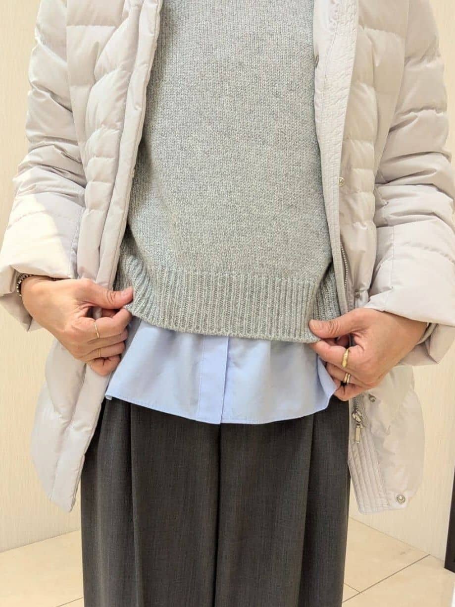 u-macoさんの「UNTITLED｜【はっ水機能/フード取り外し可】ミディダウンコート」を使ったコーディネート
