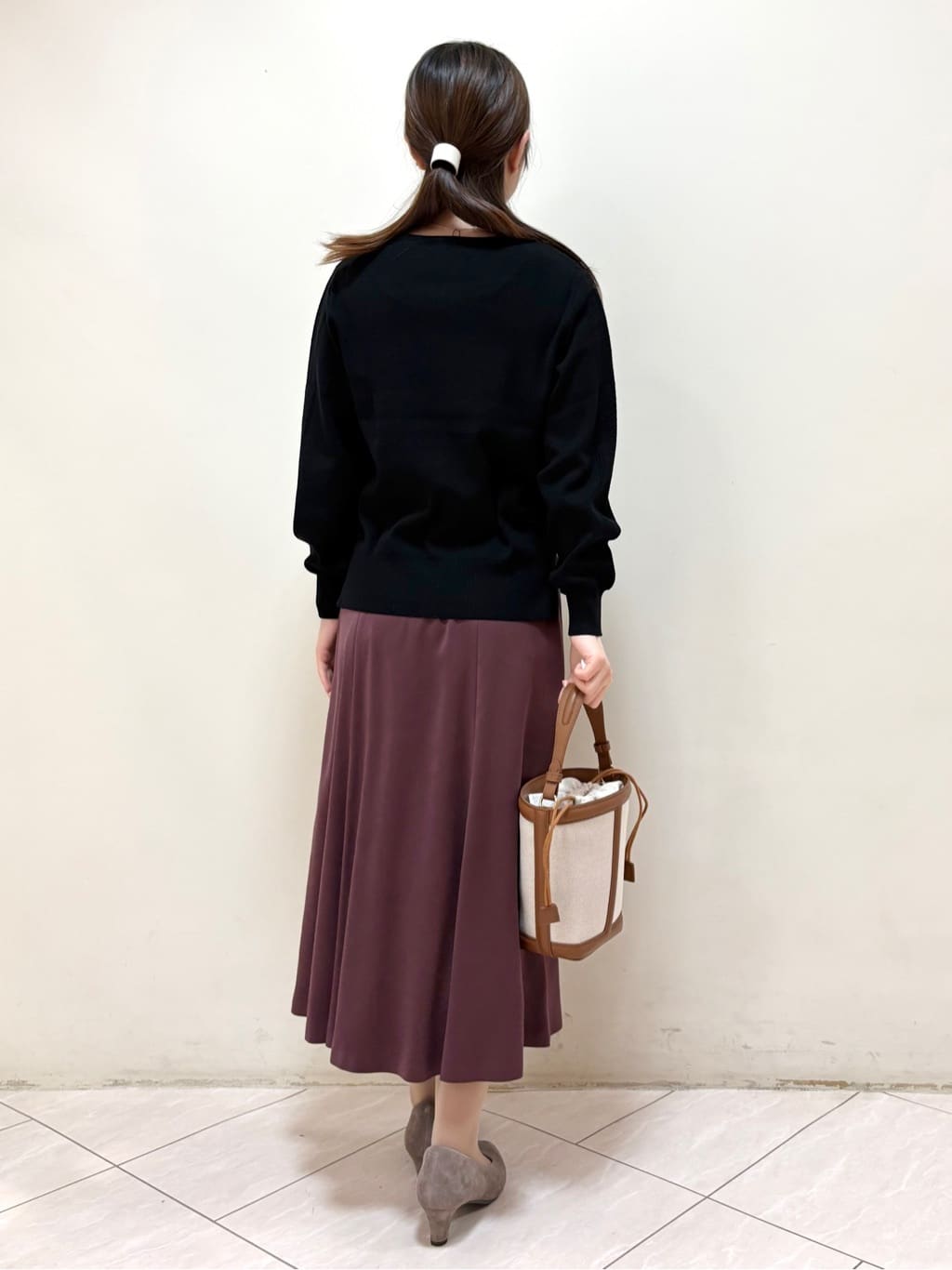 mikiさんの「Reflect｜【選べる6色／長く着られる◎】ボートネックニット」を使ったコーディネート
