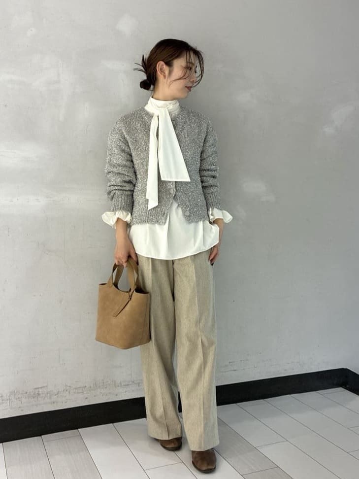 Rinさんの「UNTITLED｜【ワイド/後ろゴム/シーズンレス】シルクネップツイードパンツ」を使ったコーディネート