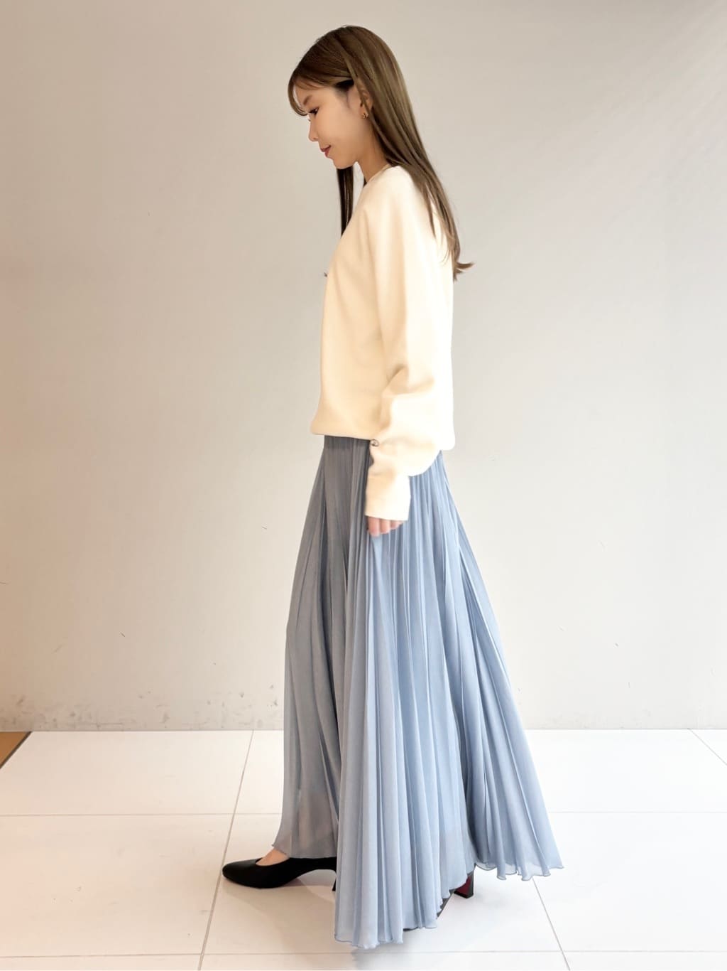 清水夏姫さんの「DRESSTERIOR｜◆ウォッシャブルコットンカシミヤプルオーバーニット」を使ったコーディネート