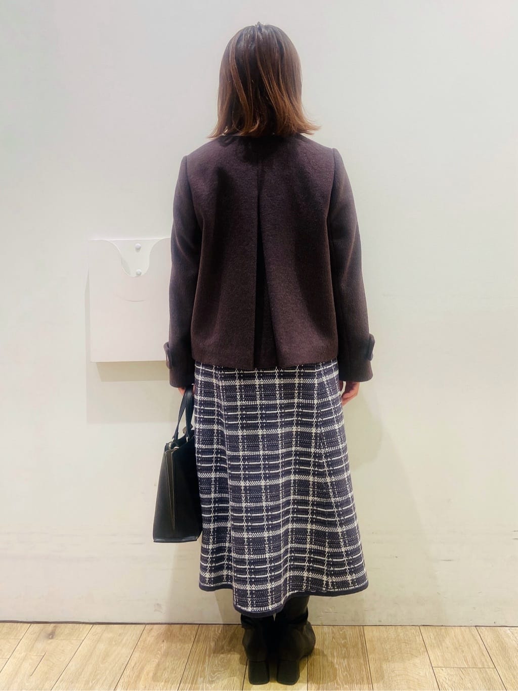 YUKOさんの「index｜ノーカラーショートコート」を使ったコーディネート