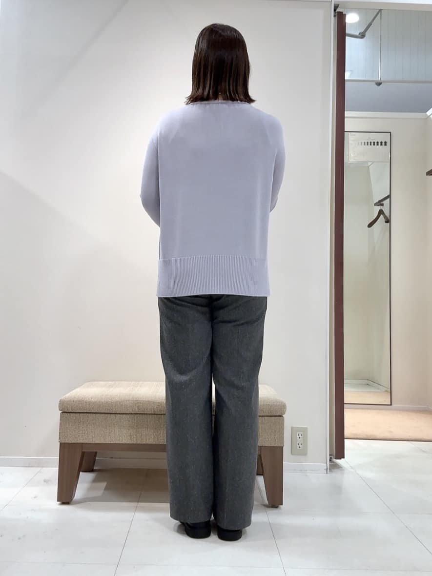 YUIさんの「UNTITLED｜【8色展開/体型カバー】魅せるタイムレスニット」を使ったコーディネート