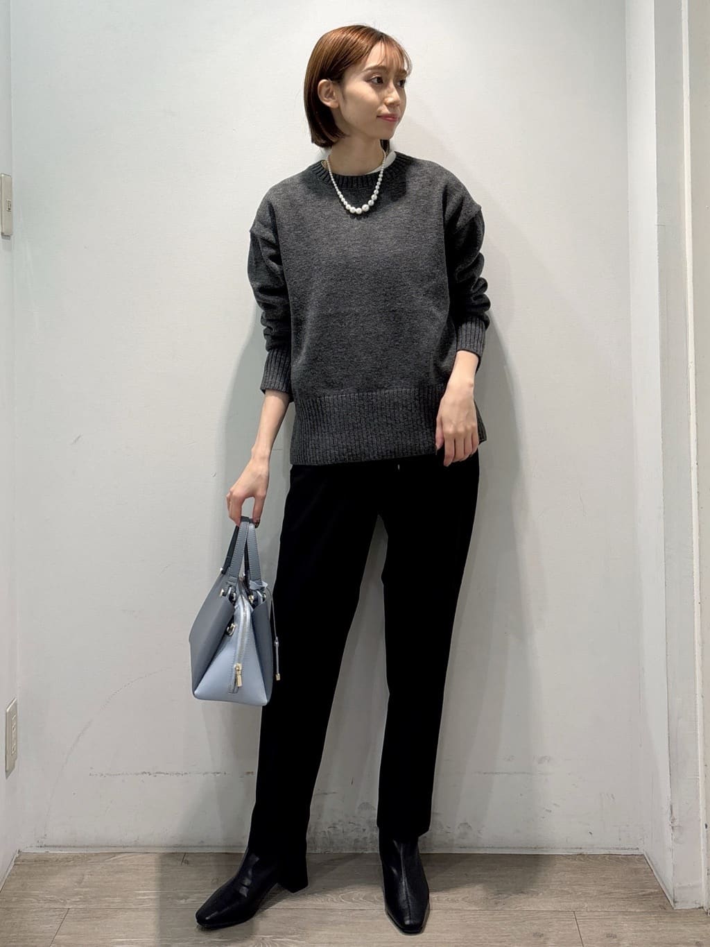 ぶまりんさんの「OPAQUE.CLIP｜ウォームタッチ イージーテーパードパンツ【洗濯機洗OK／ストレッチ】」を使ったコーディネート