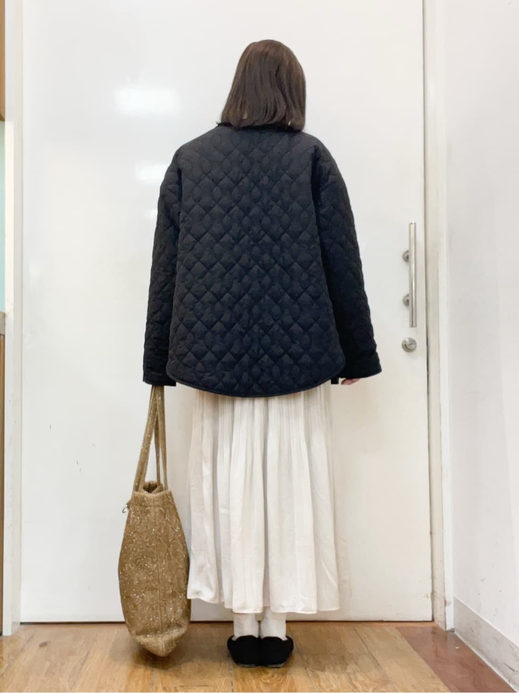 sakiさんの「SHOO･LA･RUE｜【S-LL/洗濯機可】ふわふわがやみつきになる柔らかさ スウェットライクロゴニット」を使ったコーディネート