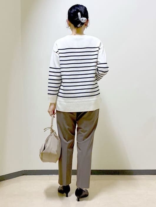  beni_gingerさんの「Reflect｜【高身長さんに嬉しい長め丈追加！／私のパンツ／すっきり見え◎】テーパードパンツ」を使ったコーディネート
