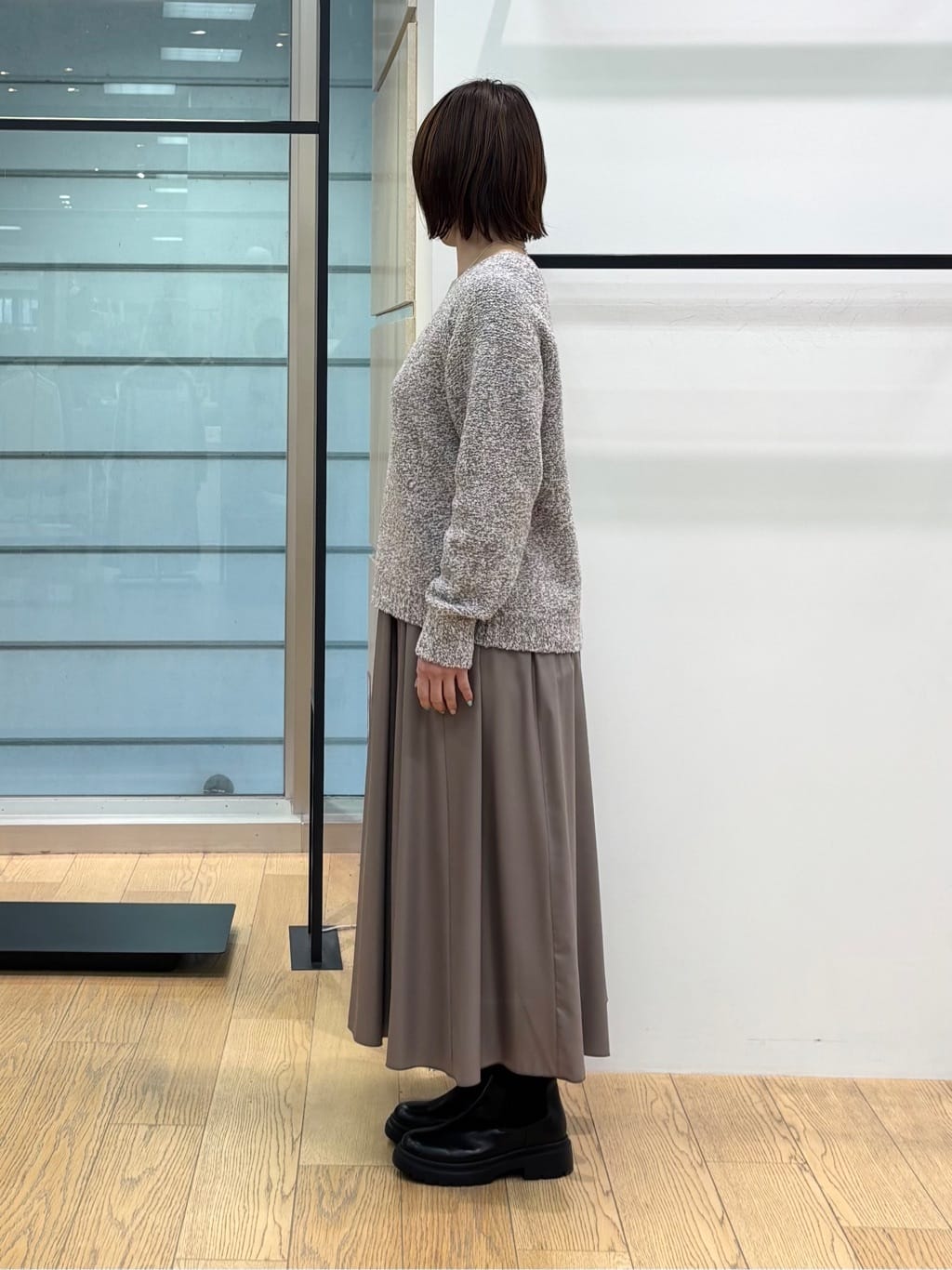 asamiさんの「INDIVI｜【洗える／ラメ／意匠感】ミックスブークレニット」を使ったコーディネート