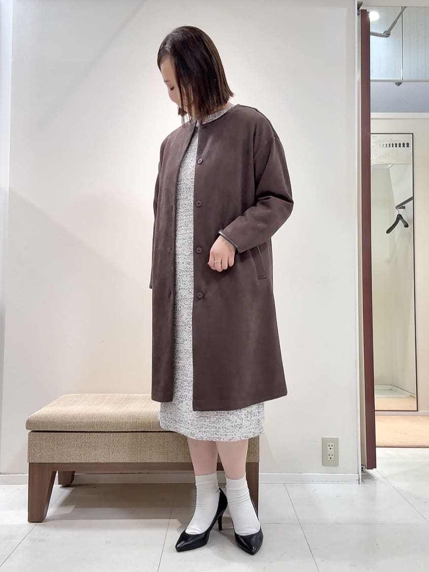 YUIさんの「UNTITLED｜【洗える/軽羽織り】マシュマロタッチ　スエード調コート」を使ったコーディネート
