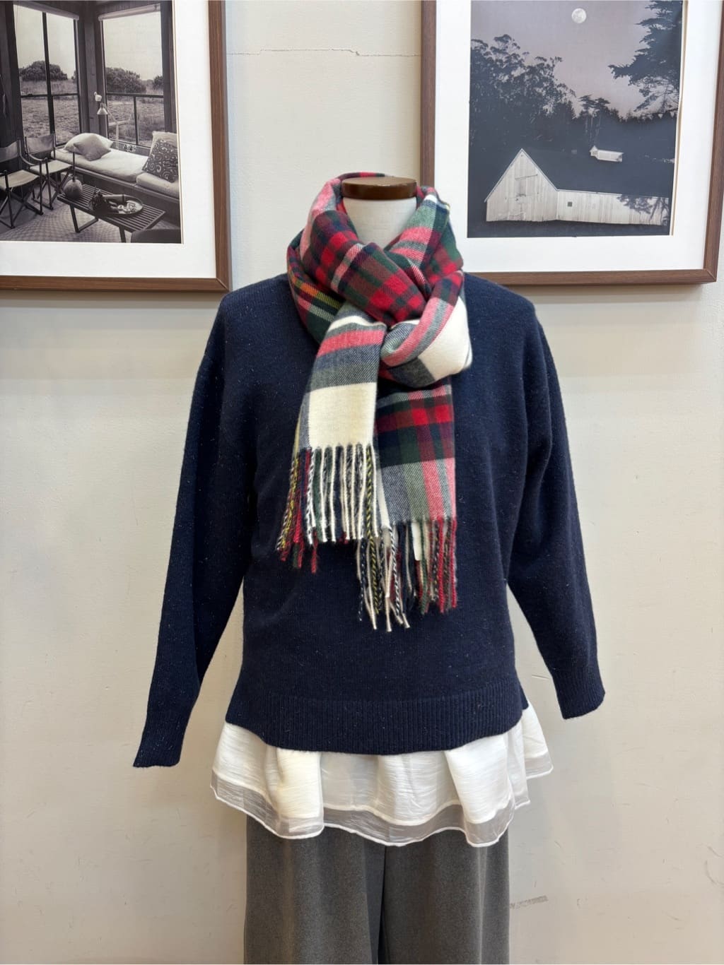 maiさんの「SHOO･LA･RUE｜【S-LL/洗濯機可】さりげないラメが上品　クルーネックニット」を使ったコーディネート