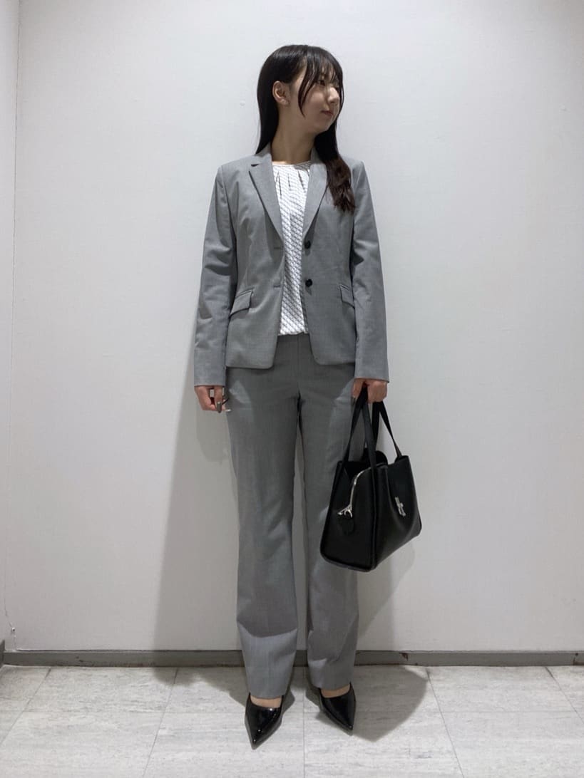 meiさんの「INDIVI｜【ウール混／スーツ】テーラードカラージャケット」を使ったコーディネート