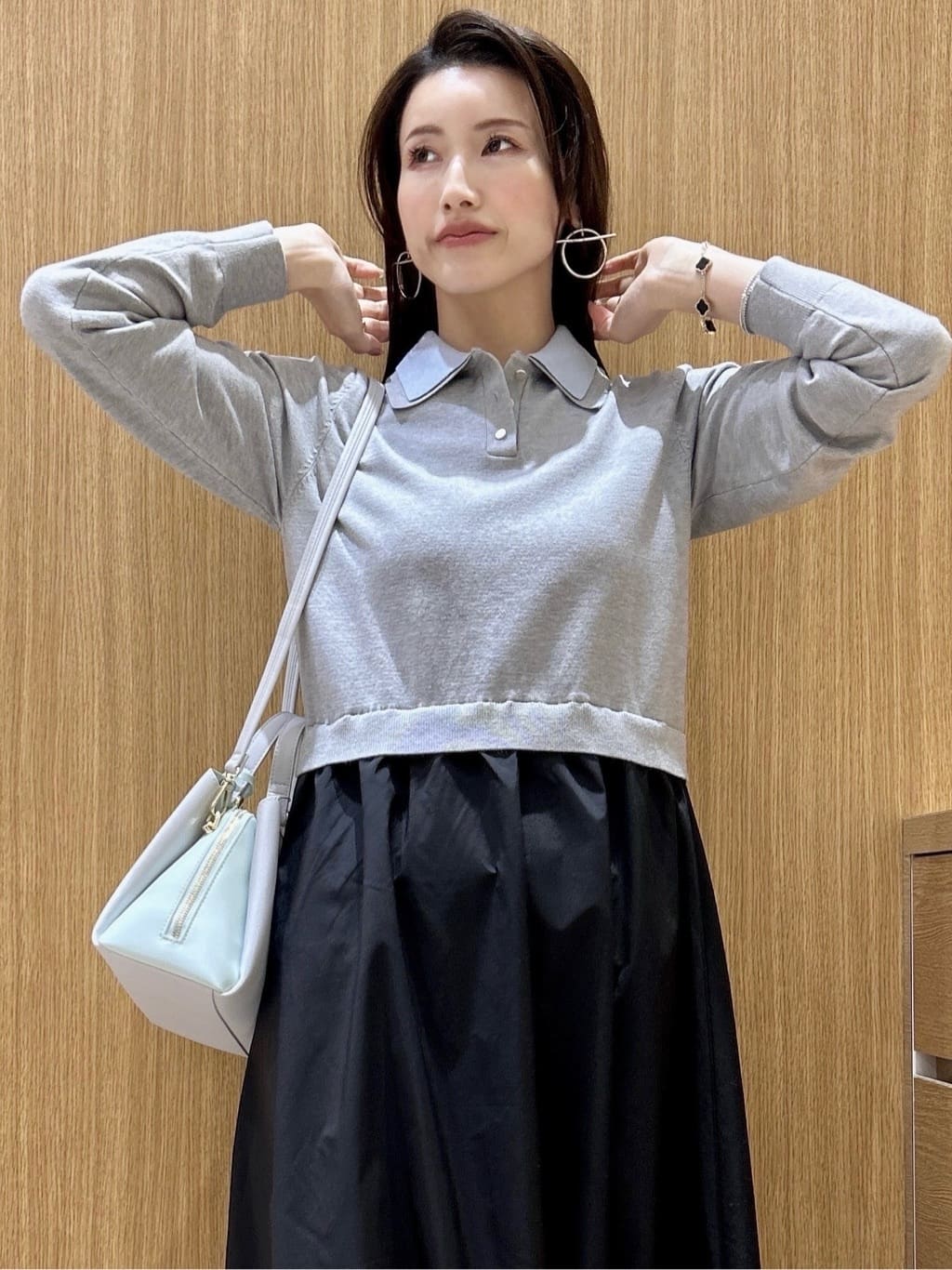 maiさんの「OPAQUE.CLIP｜ダブルポロ衿ニットドッキングワンピース【洗濯機OK】」を使ったコーディネート