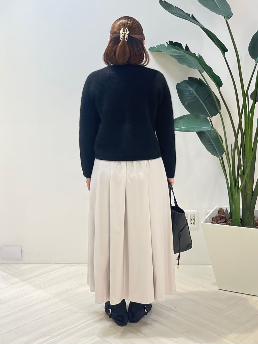 Tomoさんの「UNTITLED｜レザー調ギャザースカート」を使ったコーディネート