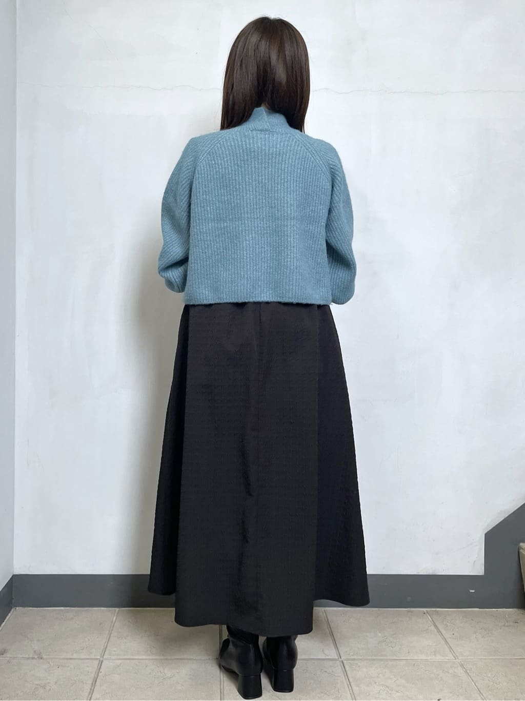 mikiさんの「OPAQUE.CLIP｜MIXミドルゲージショートあぜニット【洗濯機OK】」を使ったコーディネート