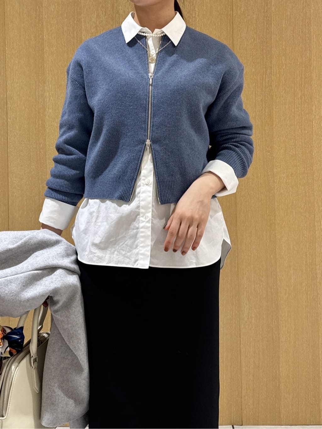 nanaさんの「UNTITLED｜【重ね着レイヤード/スーツブラウス】ファインブロードベーシックシャツ」を使ったコーディネート